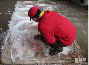 深圳寶安家庭保潔新選擇 專業(yè)地毯清洗與地面打蠟，打造潔凈健康家居