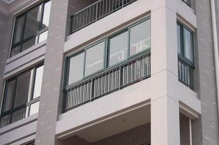 優(yōu)之雅門窗 優(yōu)質(zhì)隔音門窗，搭配百葉窗，送您寧靜舒適生活